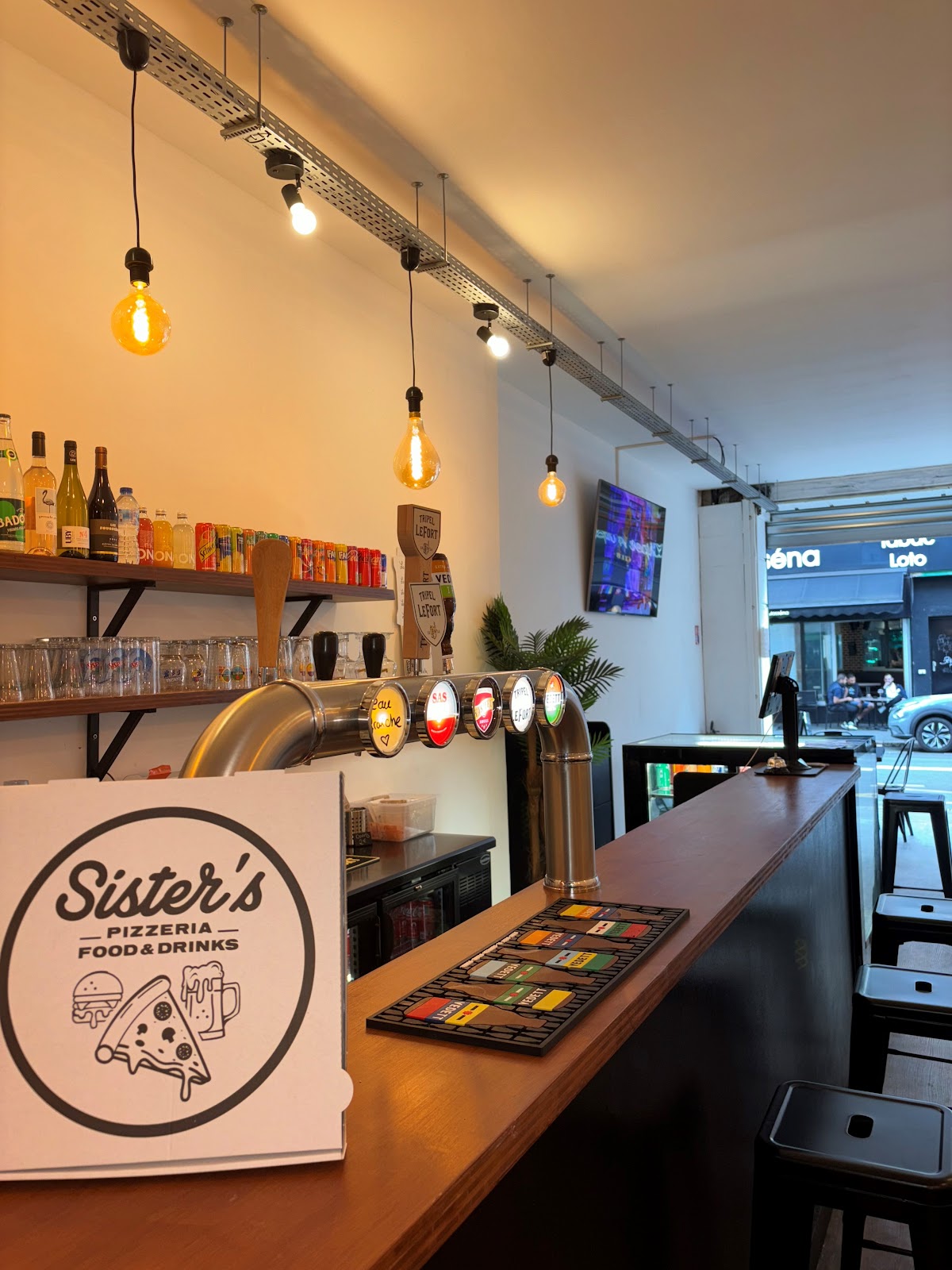 Photo du restaurant Sister's Pizzeria Food and Drink à Lille