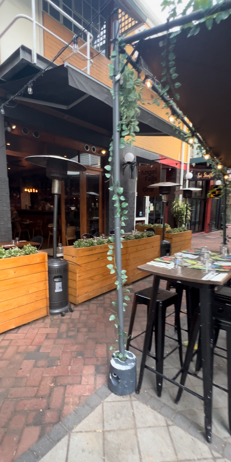 Angel Falls Grill, restaurant sans gluten à Perth — photo 3