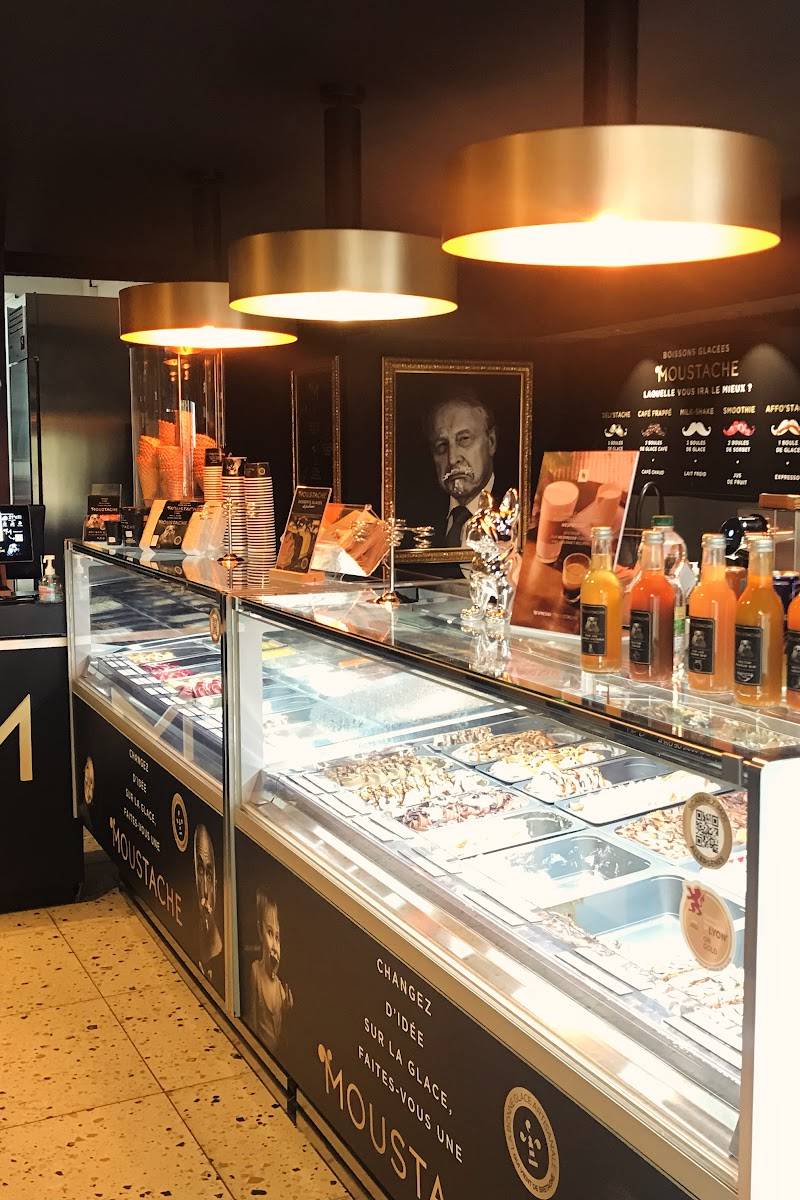 Glaces Moustache-Artisan Glacier, boulangerie sans gluten à Bayeux