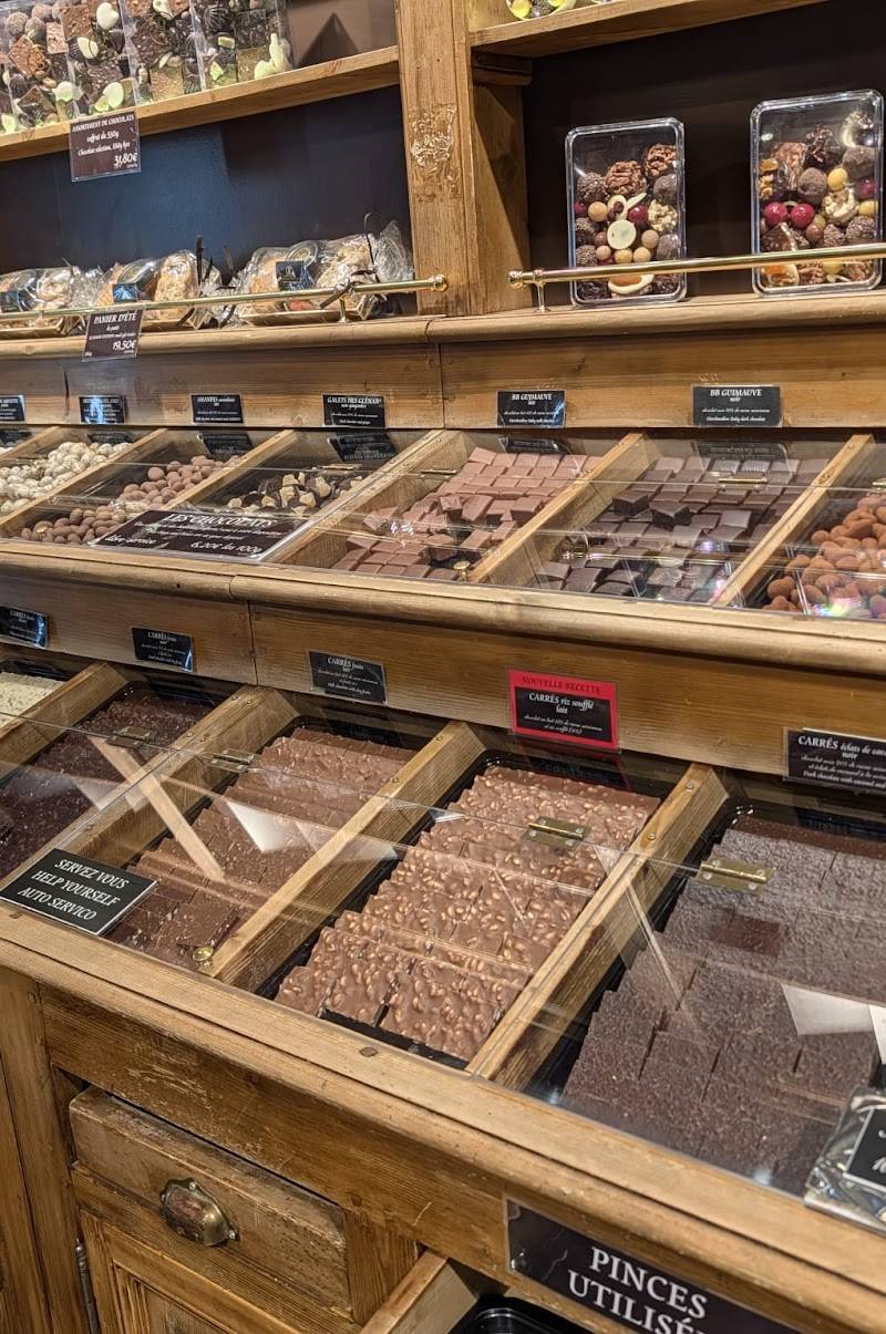 MAISON GEORGES LARNICOL - MOF - Biscuiterie Chocolaterie, boulangerie sans gluten à Paris — photo 3